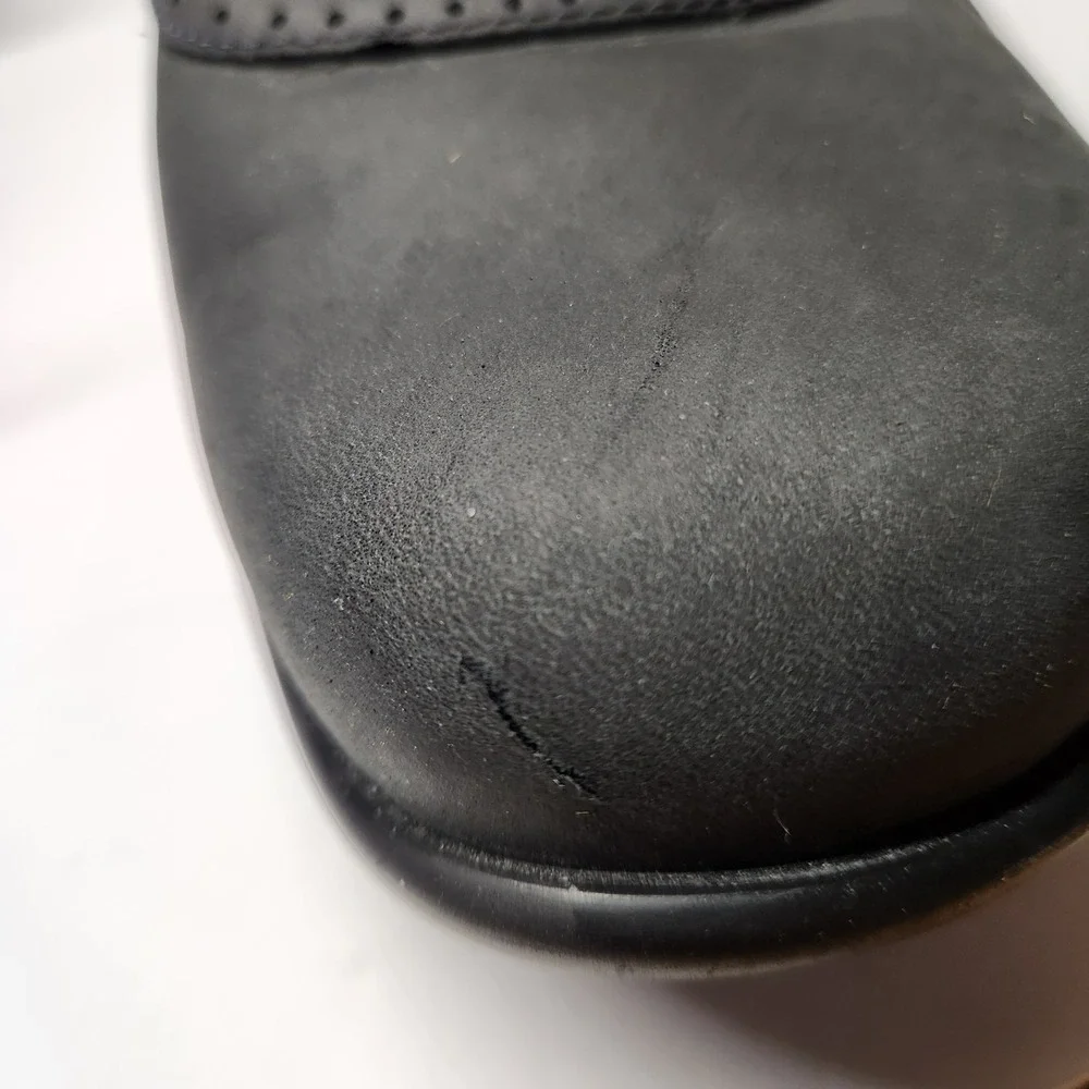 SAS preowned scratch